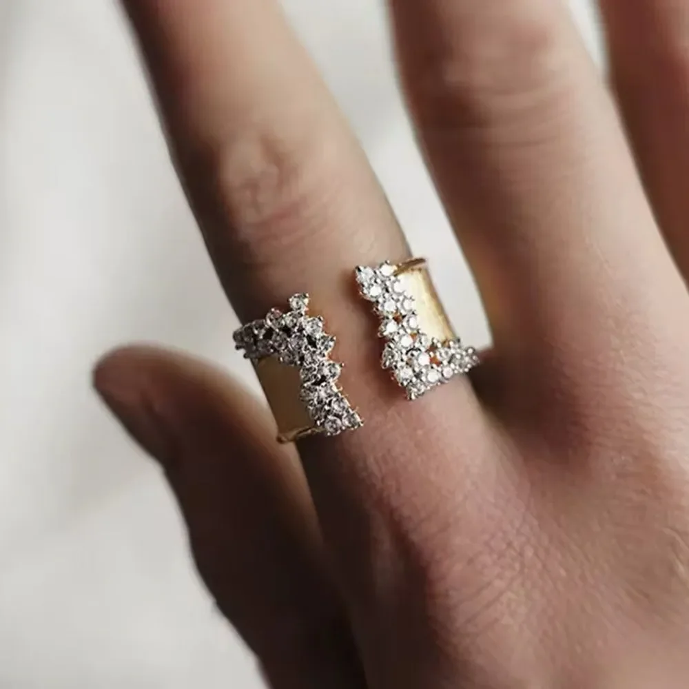 Vintage style ring M157